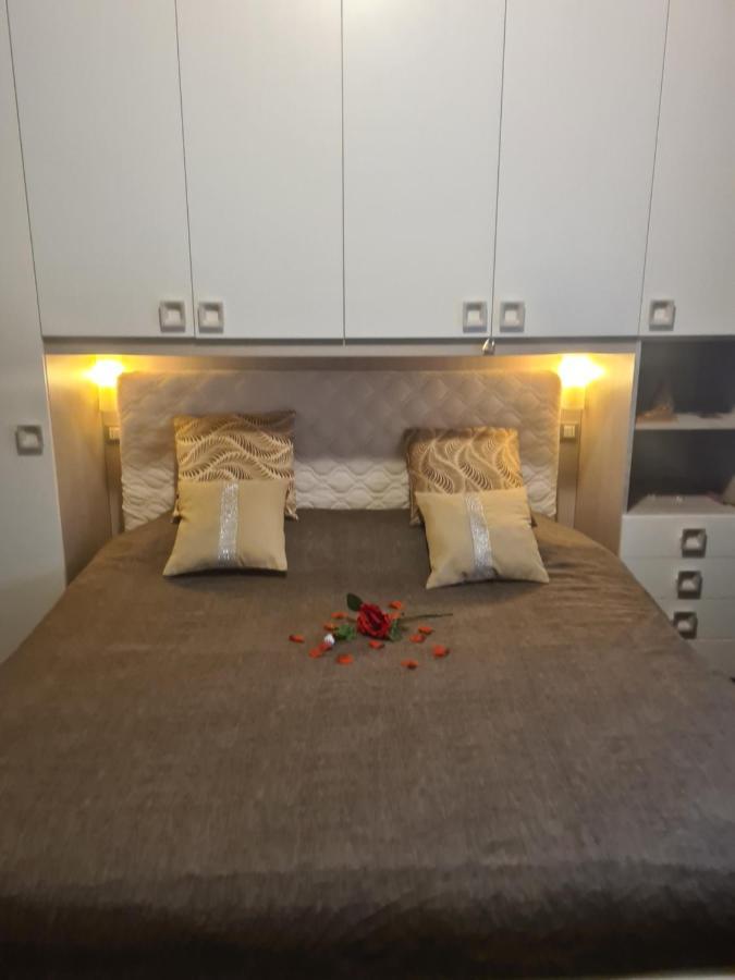 Petalo Rosso Apartment Pegognaga Екстериор снимка